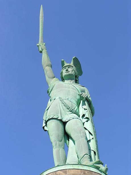 Wahrzeichen der Kreisstadt Detmold: Das Hermannsdenkmal.